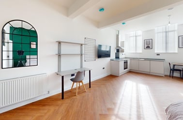 Derby Road, City Centre, Loughborough - Image 3