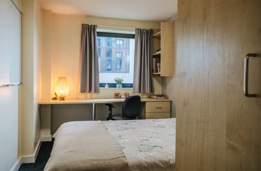 Premium 5 Bed Ensuite, The Pinnacles, Broad Street, City Centre, Sheffield - Image 3