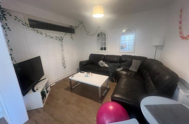 Ferndale Road, Filton, Bristol - Image 2