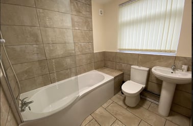 Cranbrook Avenue, Beverley Road, Hull - Image 3