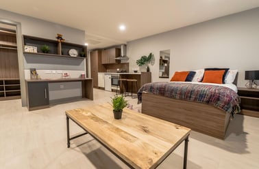 Penthouse Studio, Scotway House, 165 Castlebank Street  , Broomhill, Glasgow - Image 2