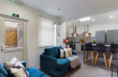 Empress Road, Low Hill, Liverpool - Image 2