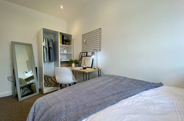 Carlton Avenue, Rusholme, Manchester - Image 3