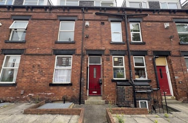 Winfield Terrace, Woodhouse, Leeds - Image 2