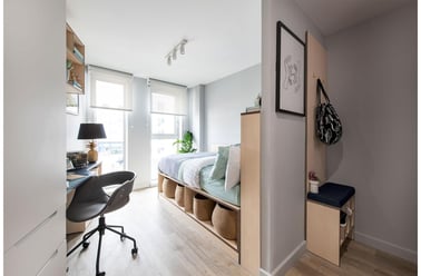 7 Bed Premium Ensuite, Silk Mill, 162 Dundee Street, City Centre, Edinburgh - Image 2