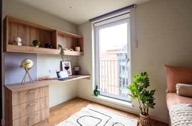 Deluxe Studio, Greenmarket Studios, 6 South Marketgait, City Centre, Dundee - Image 2