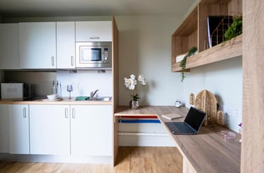 Premium Plus Studio, Greenmarket Studios, 6 South Marketgait, City Centre, Dundee - Image 3