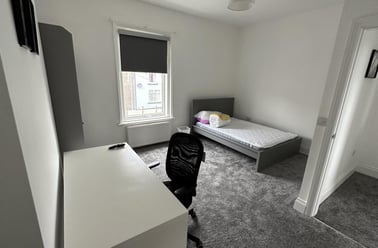 John Street South, Meadowfield, Durham - Image 3