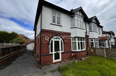 St. Annes Road, Headingley, Leeds - Image 2