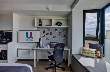 Premium, Bargate House, 31 High Street, City Centre, Southampton - Image 3