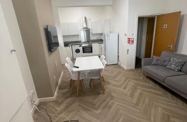 Cardigan Road, Headingley, Leeds - Image 2