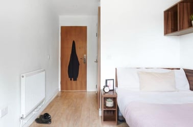 Classic Ensuite, The Printworks, Western Way, Newtown, Exeter - Image 2