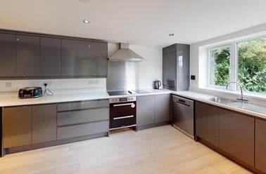 Belle Vue Terrace, Gilesgate, Durham - Image 2