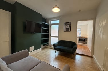 Paget Street, City Centre, Loughborough - Image 3