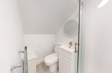 Ashby Road, City Centre, Loughborough - Image 2