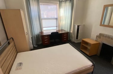 Burleigh Road, City Centre, Loughborough - Image 2