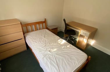 Burleigh Road, City Centre, Loughborough - Image 3