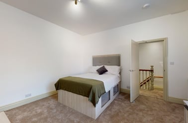 Granby Street, City Centre, Loughborough - Image 2