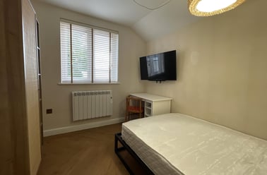 Broad Street, City Centre, Loughborough - Image 2