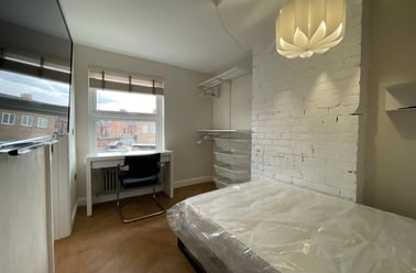 Broad Street, City Centre, Loughborough - Image 2