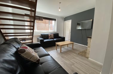Holywell Drive, City Centre, Loughborough - Image 2