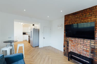 Forest Road, City Centre, Loughborough - Image 2