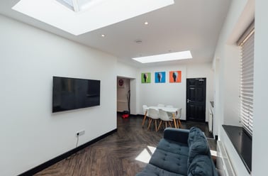 Holywell Drive, City Centre, Loughborough - Image 2