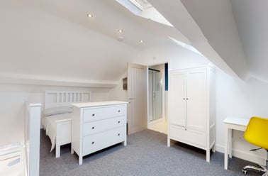 York Road, City Centre, Loughborough - Image 3