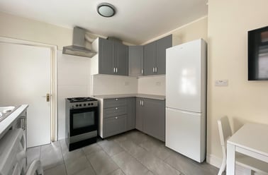 Storer Road, City Centre, Loughborough - Image 2