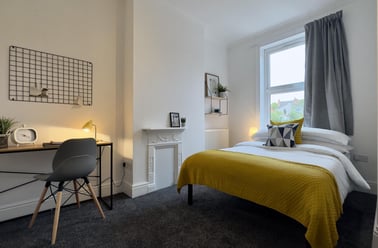 West Parade, West End, Lincoln - Image 3