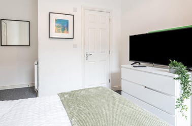 Ermine Road, Hoole, Chester - Image 2