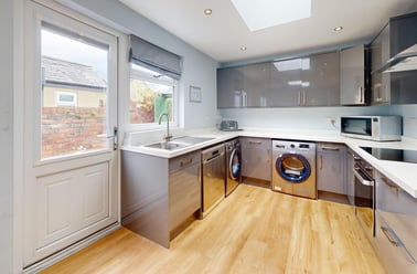 Edward Street, Gilesgate, Durham - Image 3