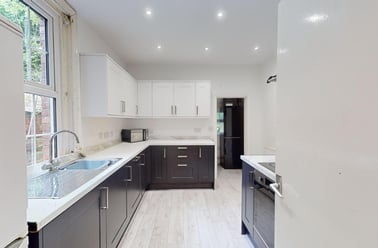 Ravensworth Terrace, Claypath, Durham - Image 2