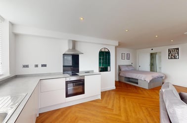 Derby Road, City Centre, Loughborough - Image 2