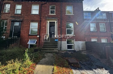 Hyde Park Terrace, Hyde Park, Leeds - Image 2