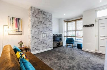 Trelawn Place, Headingley, Leeds - Image 2