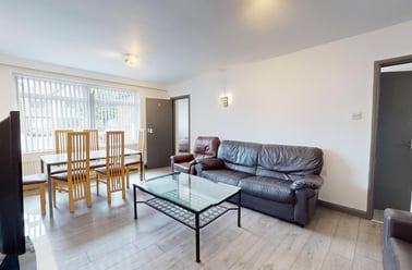 Chester Close, City Centre, Loughborough - Image 2