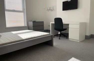 High Street North, Langley Moor, Durham - Image 3