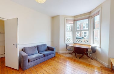 Mundella Terrace, Heaton, Newcastle - Image 3