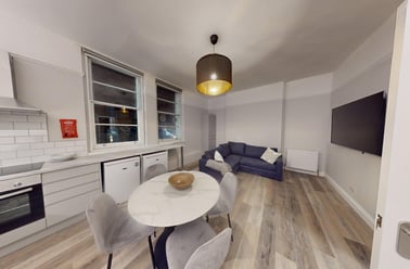 Queens Road, Kingsdown, Bristol - Image 2