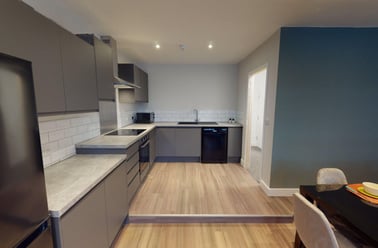 Gloucester Road, Cotham, Bristol - Image 2