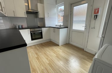 Salisbury Street, Newton, Chester - Image 2