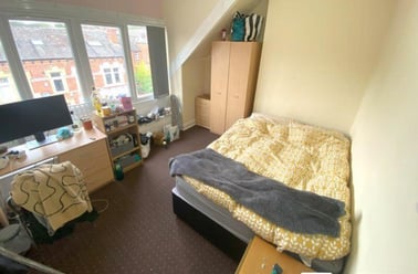 Regent Park Avenue, Rampart Road, Leeds - Image 2