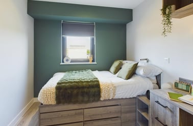 Standard Studio with Courtyard, Crown Place, St Ann's Well Road, The Old Meadows, Nottingham - Image 2