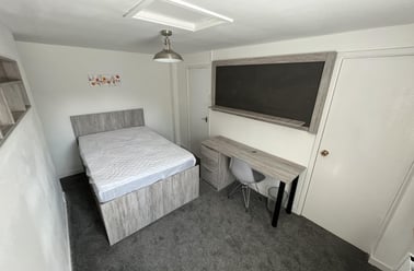 Wards End, City Centre, Loughborough - Image 3