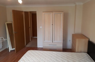 Kingfisher Way, City Centre, Loughborough - Image 2