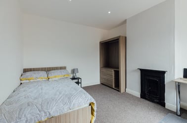 York Road, City Centre, Loughborough - Image 2