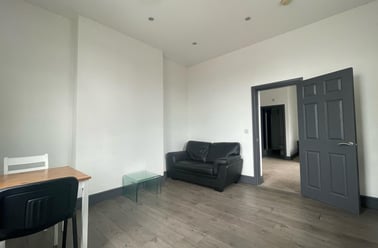 Derby Road, City Centre, Loughborough - Image 3