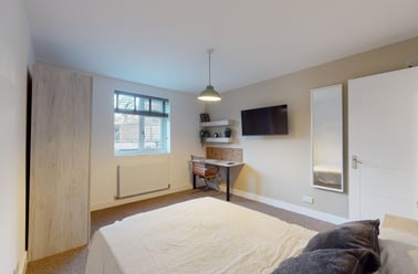 Royland Road, City Centre, Loughborough - Image 3