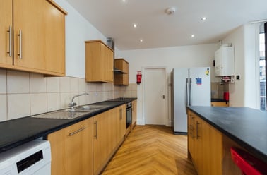 Frederick Street, City Centre, Loughborough - Image 3